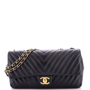 Chanel Classic Single Flap Bag Chevron Lambskin Medium