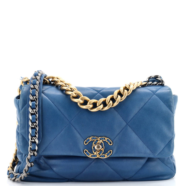 CHANEL ブルーキルティングバッグ Chanel 19 Flap Bag Quilted Leather Large 432035