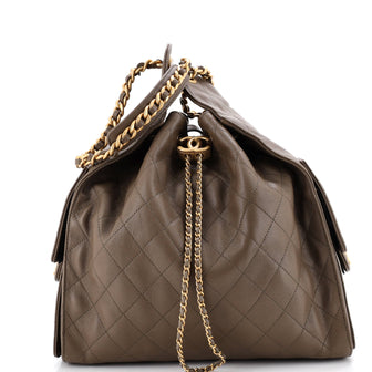 25 Hobo Bag Quilted Caviar Medium