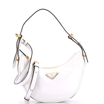 Prada Arque Half Moon Hobo Vernice Naplak Small