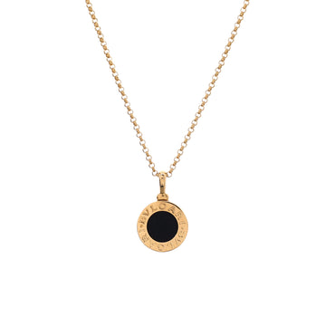 Bvlgari Bvlgari Bvlgari Pendant Necklace 18K Yellow Gold with Onyx