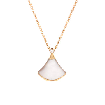 Bvlgari Divas' Dream Pendant Necklace 18K Rose Gold with Mother of Pearl and Diamond Small