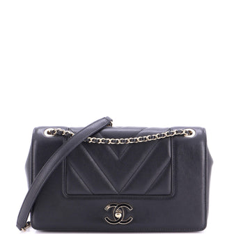 Chanel Mademoiselle Vintage Flap Bag Chevron Sheepskin Medium