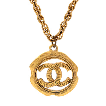 Chanel Vintage CC Round Pendant Choker Necklace Metal
