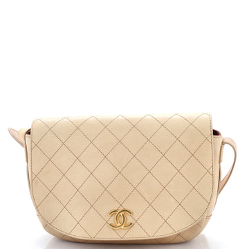 Chanel CC Messenger Bag Quilted Calfskin Medium