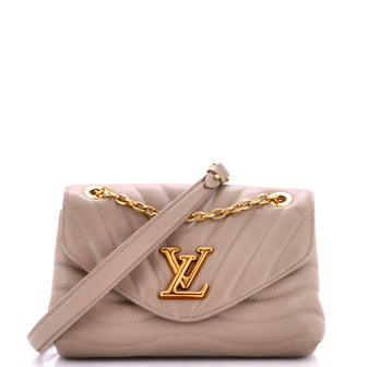 Louis Vuitton New Wave Chain Bag NM Quilted Leather MM