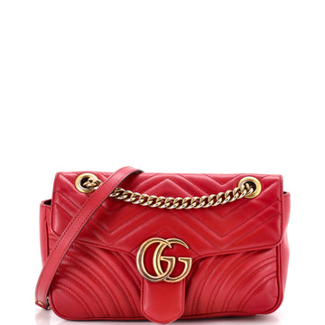 Gucci GG Marmont Flap Bag Matelasse Leather Medium