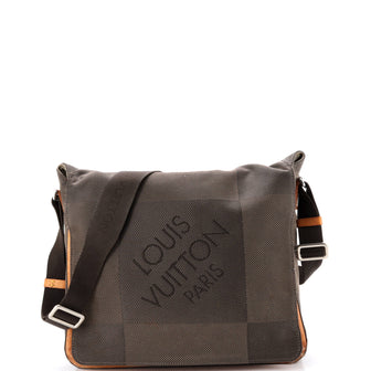 Louis Vuitton Terre Messenger Bag Damier Geant Canvas