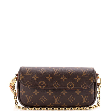 Louis Vuitton Ivy Wallet on Chain Monogram Canvas