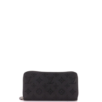 Louis Vuitton Zippy Wallet Mahina Leather