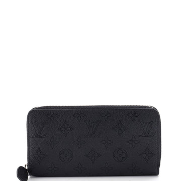 Louis Vuitton Zippy Wallet Mahina Leather