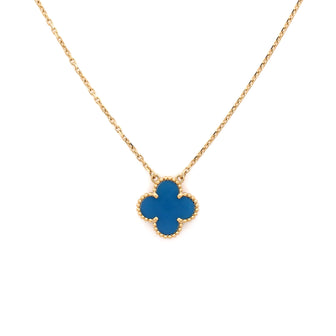 Van Cleef & Arpels Vintage Alhambra Pendant Necklace 18K Yellow Gold and Agate