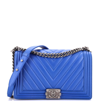 Chanel Boy Flap Bag Chevron Calfskin New Medium
