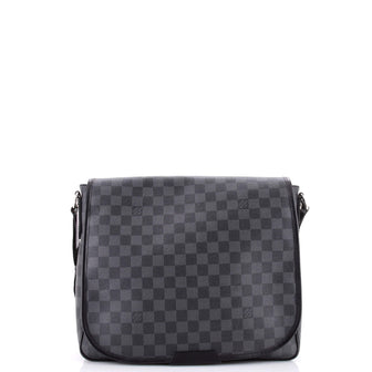 Louis Vuitton Daniel Messenger Bag Damier Graphite MM