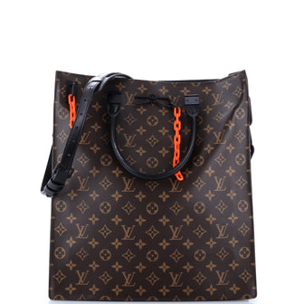 Solar Ray Sac Plat Bag Monogram Canvas