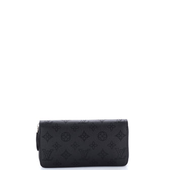 Louis Vuitton Zippy Wallet Mahina Leather