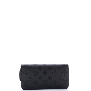 Louis Vuitton Zippy Wallet Mahina Leather