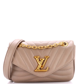 Louis Vuitton New Wave Chain Bag NM Quilted Leather PM