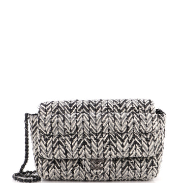 Chanel CC Chain Single Flap Bag Quilted Herringbone Tweed Medium