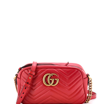 Gucci GG Marmont Shoulder Bag Matelasse Leather Small