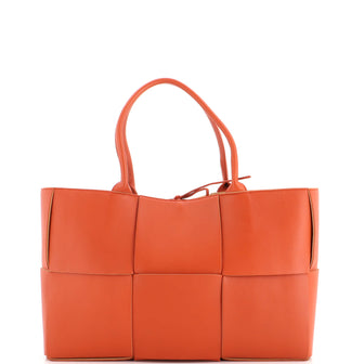 Bottega Veneta Arco Tote Maxi Intrecciato Leather Medium