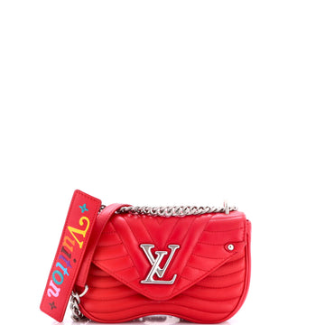 Louis Vuitton New Wave Chain Bag Quilted Leather PM