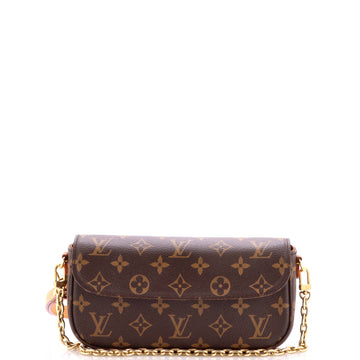 Louis Vuitton Ivy Wallet on Chain Monogram Canvas
