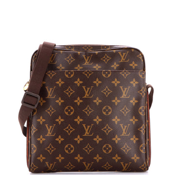Louis Vuitton Trotteur Beaubourg Handbag Monogram Canvas