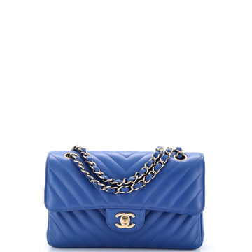 Chanel Classic Double Flap Bag Chevron Lambskin Small