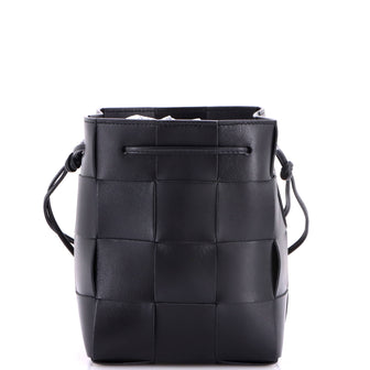 Bottega Veneta Cassette Bucket Bag Maxi Intrecciato Leather Small