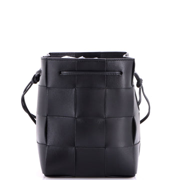 Bottega Veneta Cassette Bucket Bag Maxi Intrecciato Leather Small