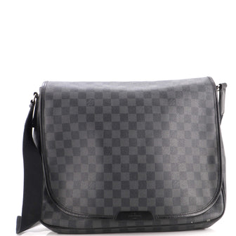 Louis Vuitton Daniel Messenger Bag Damier Graphite GM