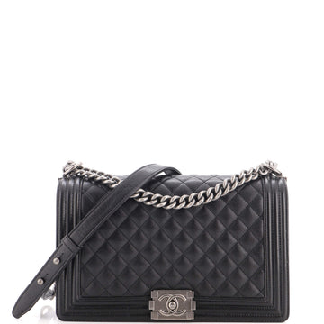 Chanel Boy Flap Bag Quilted Caviar New Medium