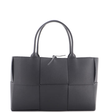 Bottega Veneta Arco Tote Maxi Intrecciato Leather Medium