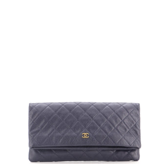 Chanel Beauty CC Clutch Quilted Caviar