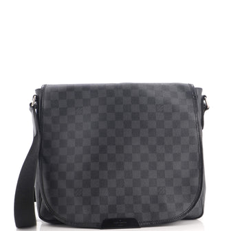 Louis Vuitton Daniel Messenger Bag Damier Graphite MM