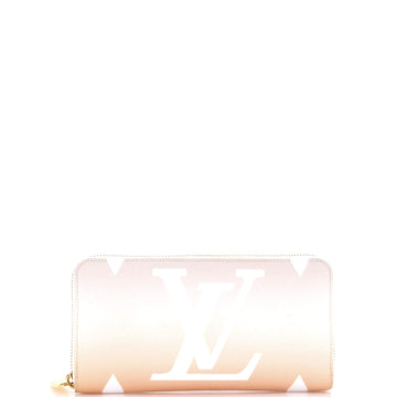 Louis Vuitton Zippy Wallet By The Pool Monogram Giant