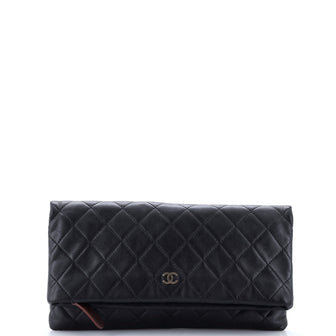 Chanel Beauty CC Clutch Quilted Lambskin