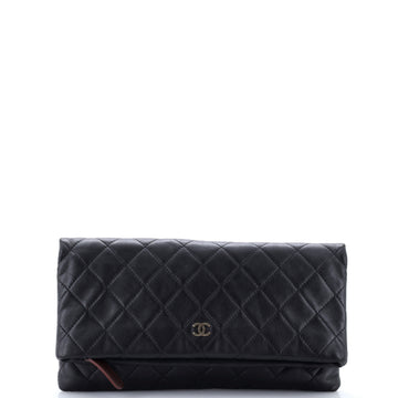Chanel Beauty CC Clutch Quilted Lambskin