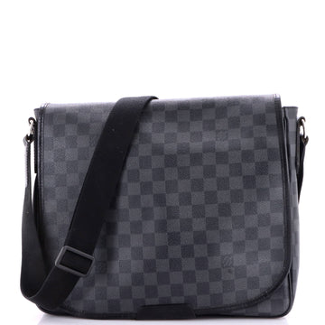 Louis Vuitton Daniel Messenger Bag Damier Graphite MM