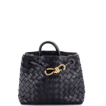 Bottega Veneta Andiamo Top Handle Bag Intrecciato Nappa Small