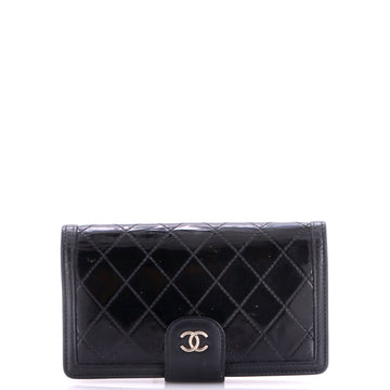 Chanel CC French Wallet Quilted Patent with Lambskin Long