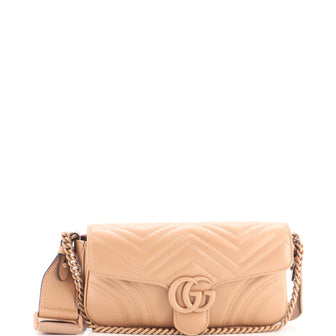 Gucci GG Marmont Monochrome Flap Bag Matelasse Leather Medium