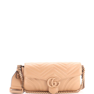 Gucci GG Marmont Monochrome Flap Bag Matelasse Leather Medium