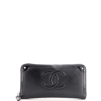 Chanel Timeless CC Zip Around Wallet Lambskin and Patent Small
