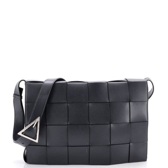 Bottega Veneta Cassette Crossbody Bag Maxi Intrecciato Leather Large