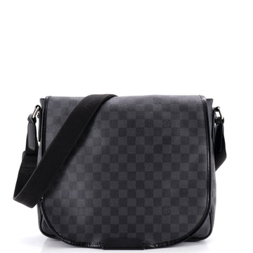 Louis Vuitton Daniel Messenger Bag Damier Graphite MM