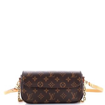 Louis Vuitton Ivy Wallet on Chain Monogram Canvas