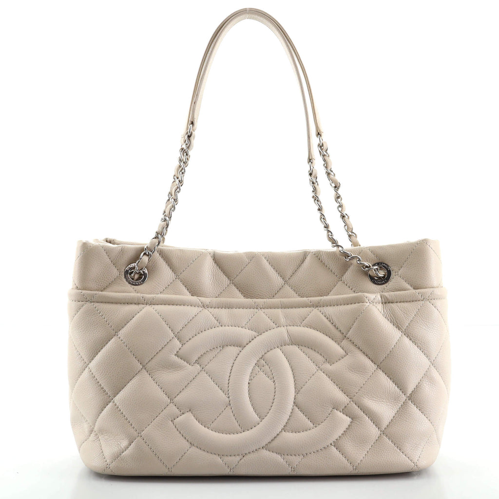 Timeless CC Shopping Tote Quilted Caviar Medium