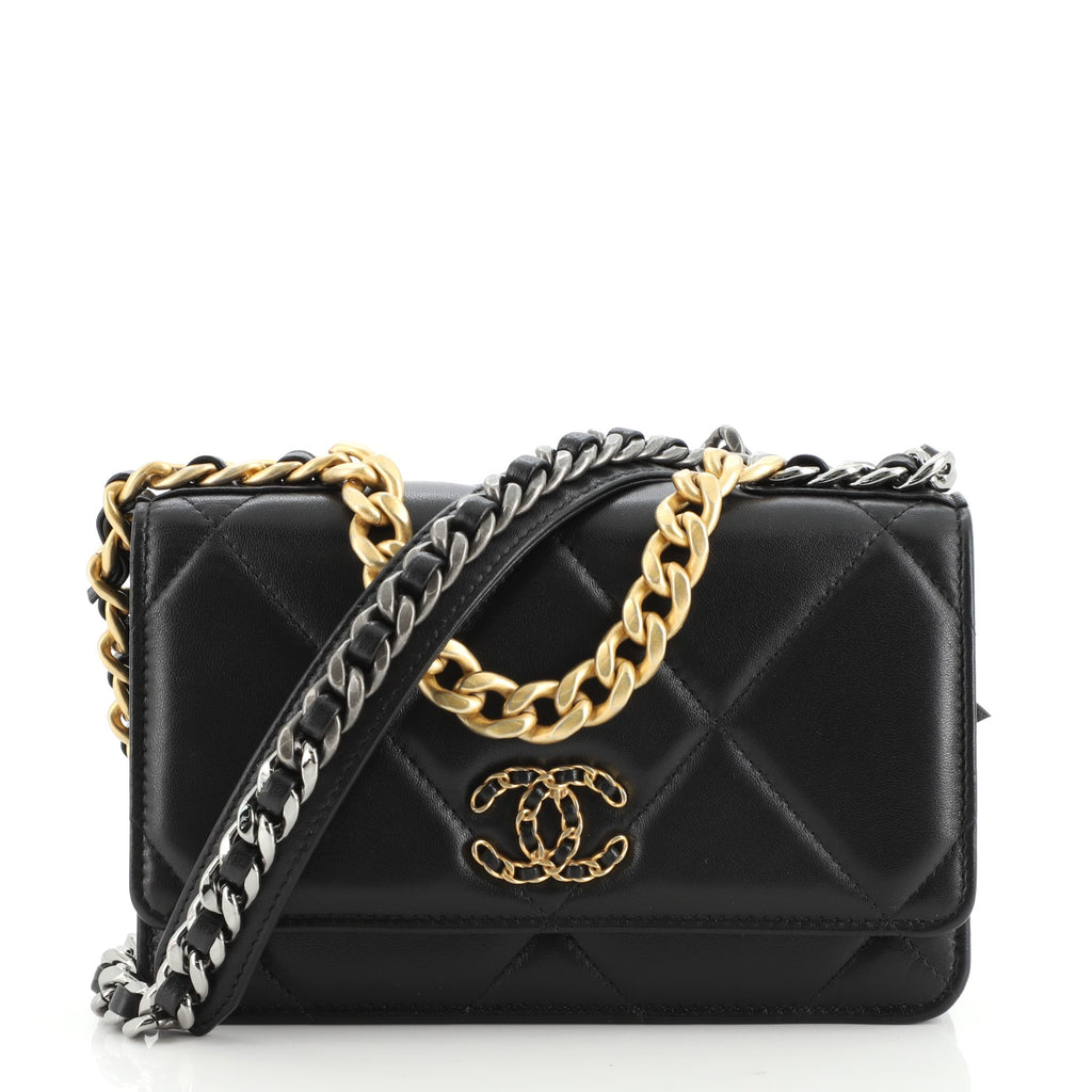 Chanel 19 Wallet on Chain Quilted Lambskin Black 1031491